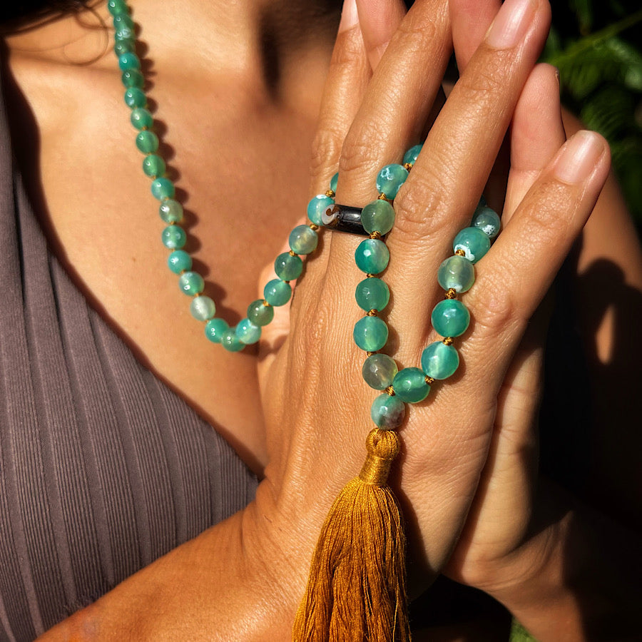 EARTH ELEMENT MALA BEADS Yoga Necklace: Green Agate