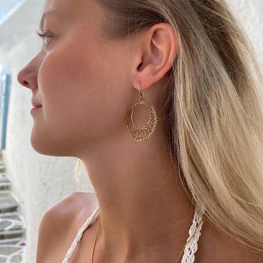 Handmade 18k Gold filigree oval Earrings