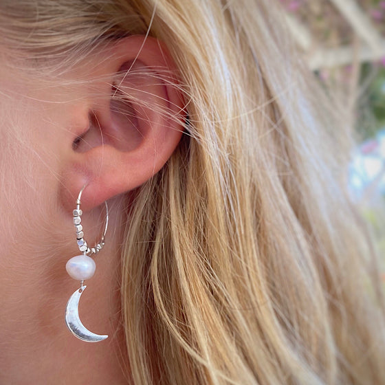 Sterling Silver Hoop Earrings Crescent Moons with freshwater pearls