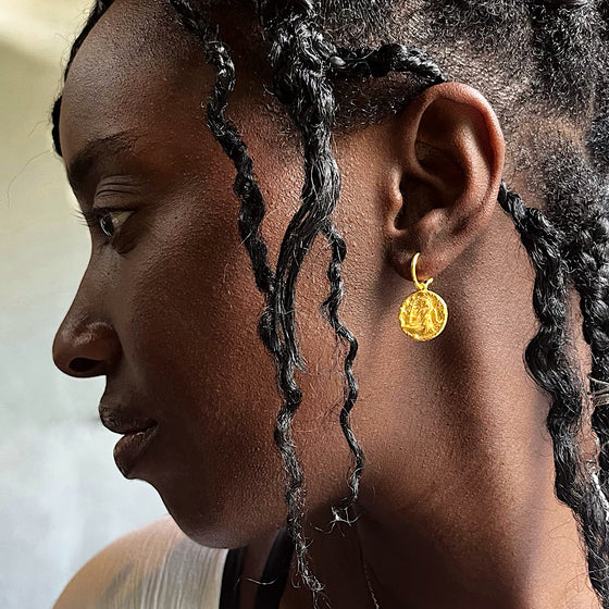 ANNOUSHKA Drive In 18-Karat Yellow and Blackened Gold Diamond Earring  Pendant for Men | MR PORTER