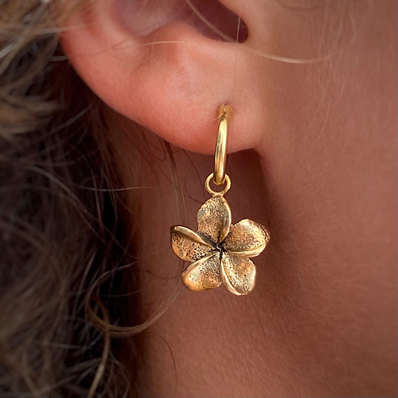 Small Hoop Frangipani Flower Earrings 18k Gold plated