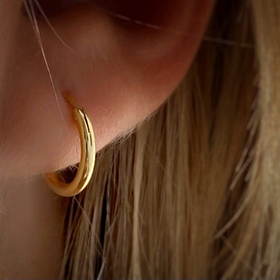 Small Hoop Earrings 22k Gold
