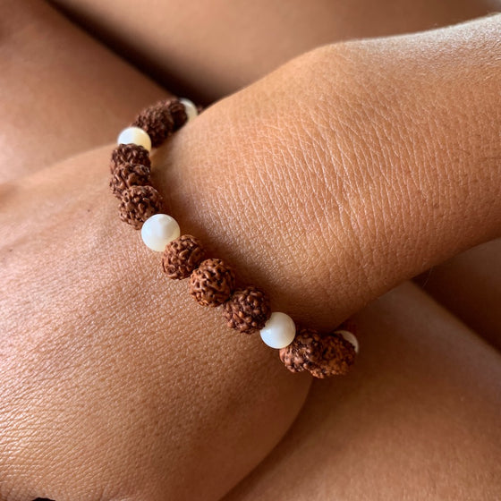 Wrist Mala Beads yoga bracelet,Mother Of Pearl, Rudraksha