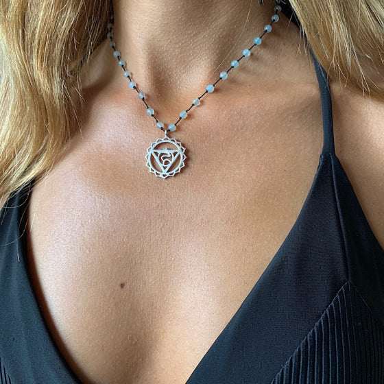 Throat Chakra Balancing Silver Yoga Necklace handmade healing gemstones Aquamarine chakra jewellery