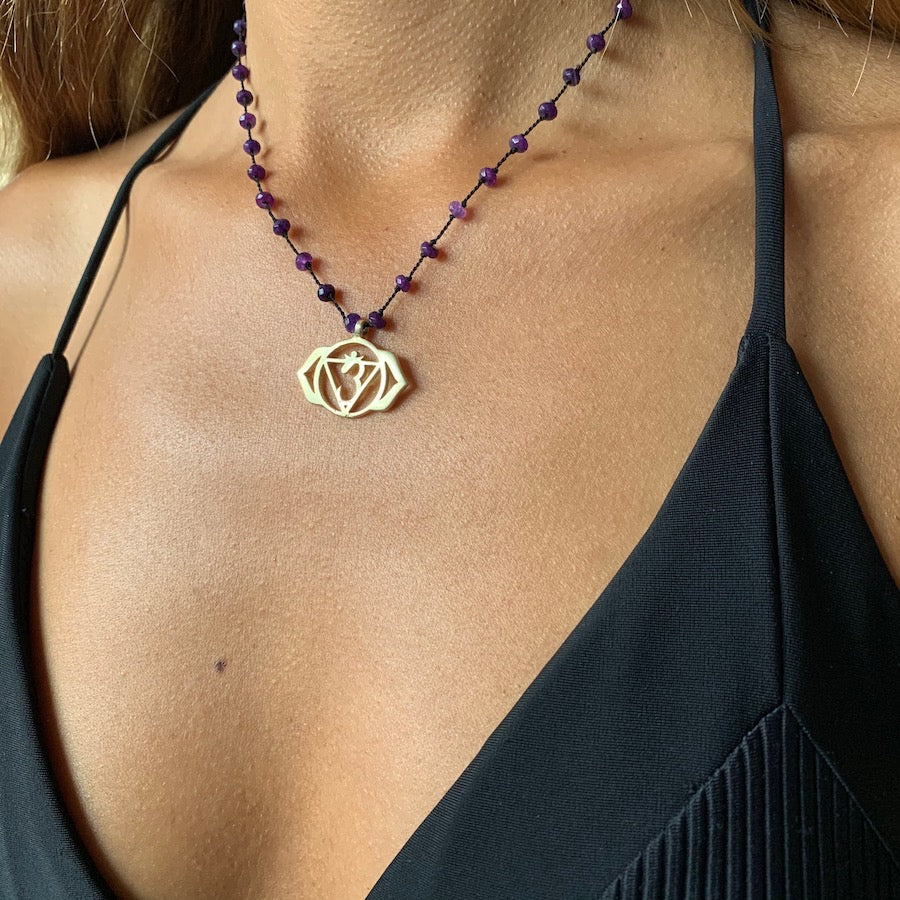 Third Eye Chakra Symbol Brass Yoga Necklace Amethyst Healing Gemstones 