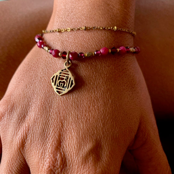Root Chakra Symbol Gemstone Yoga Bracelet Brass Chain