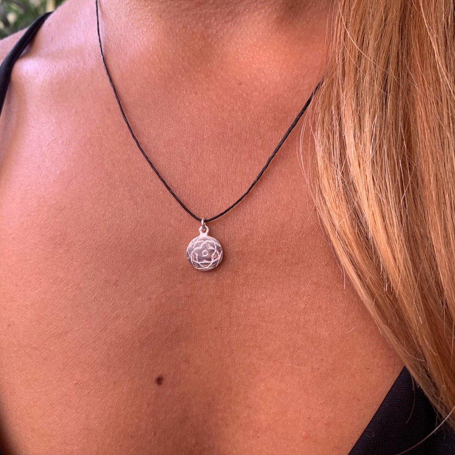 Rose Of Venus Necklace silver pendant