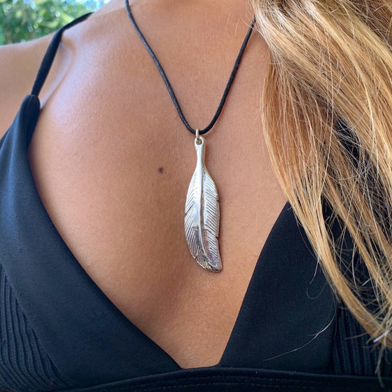 Feather Necklace Silver Pendant