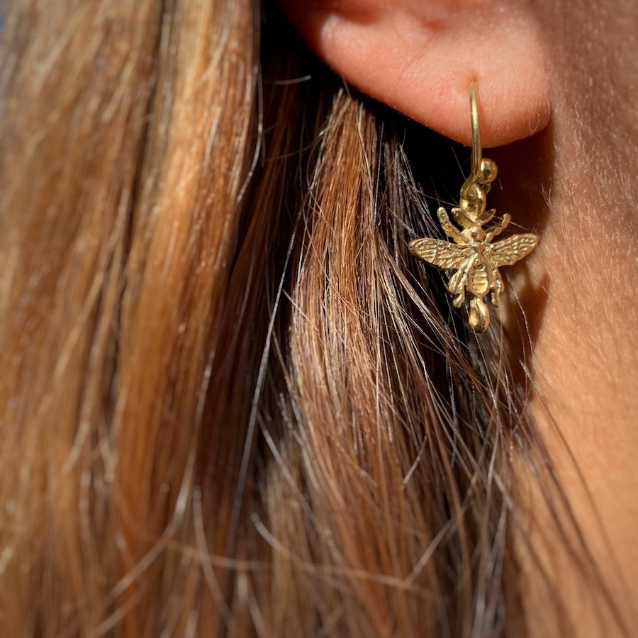 Bee Brass earrings small