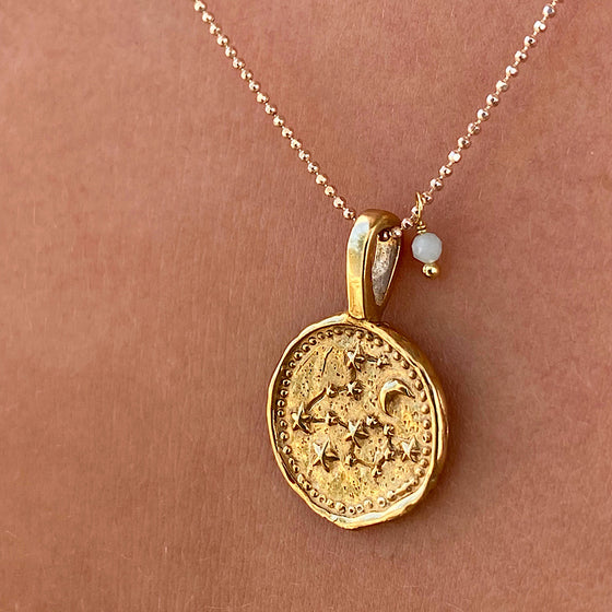 Amazon.com: MAX + STONE 10k Gold Aquarius Necklace for Women | Dainty Gold  Necklace for Women | 10k Real Gold Zodiac Necklace for Women | 16-18 Inch  January February Zodiac Necklace |