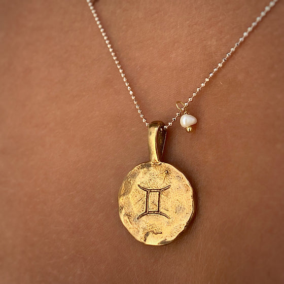 Gemini star sign Zodiac necklace Gold plated
