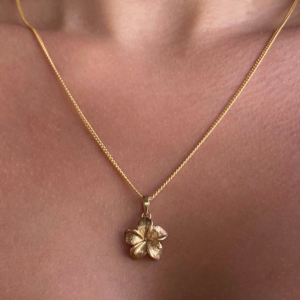 Frangipani Gold plated necklace with Rose Quartz gemstones