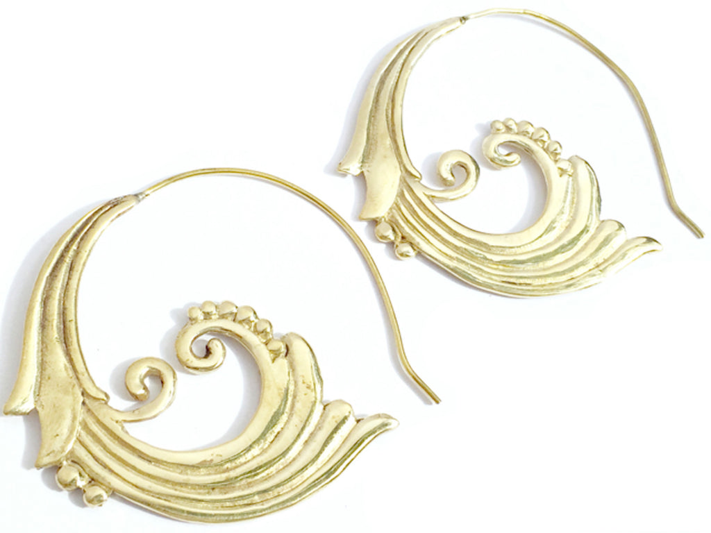 Spiral Wave brass earrings - Heart Mala